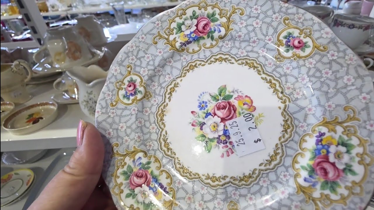 Я ОбАлДеЛа ! Зашла в Секонд Хенд а там меня ждал сюрприз . Антиквариат и винтаж . Dumpster Diving