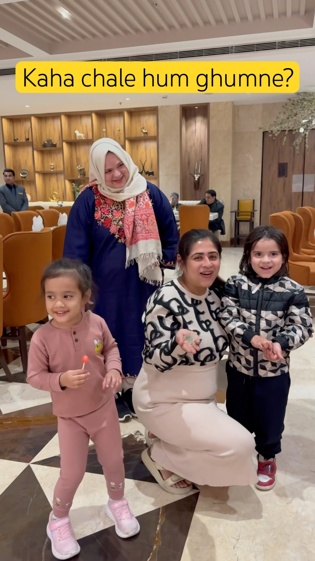 Tyagi family kaha chali ghumne? #minivlog #littleglove #funny #meerut