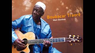 Vignette de la vidéo "Boubacar Traoré - M'Badehou"