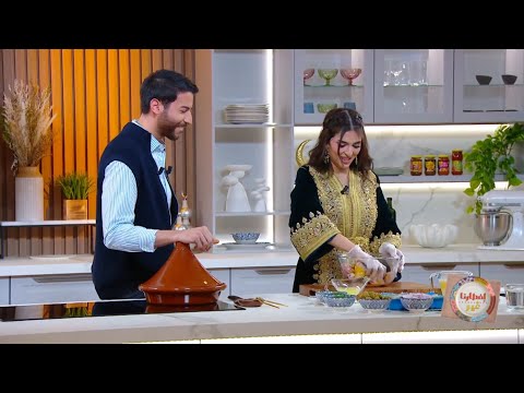 إفطارنا غير أسهل طريقة لعمل طاجين الدجاج المغربي بزيت الزيتون ولا أروع 