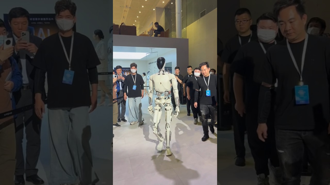 Xiaopeng robot, a stable walking 