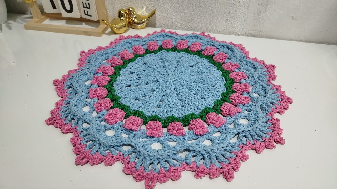 Sousplat de crochê tulipas luxo🌷fácil e lindo passo a passo por @CrochêdaLindalra 