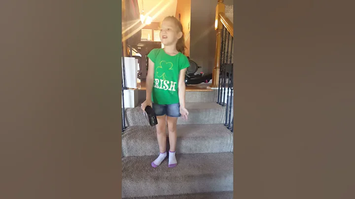 She LOVES Elvis!