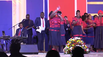 Ndinoshamiswa Kwazvo Namabasa Makuru - Hymn