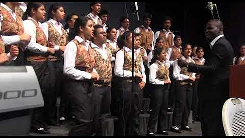 Indian Students sing "Aimasiko" by King Sunny Ade