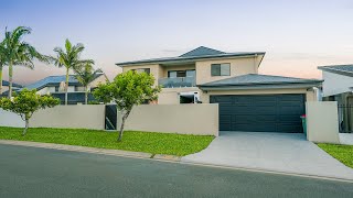 24 Namatjira Court, BROADBEACH WATERS, Queensland, - Z.Real Estate