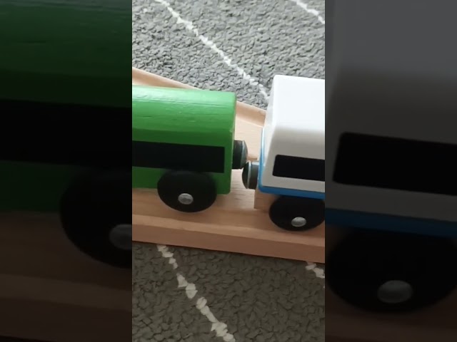 kereta kayu/ woodtrain/ tren de madera IKEA class=