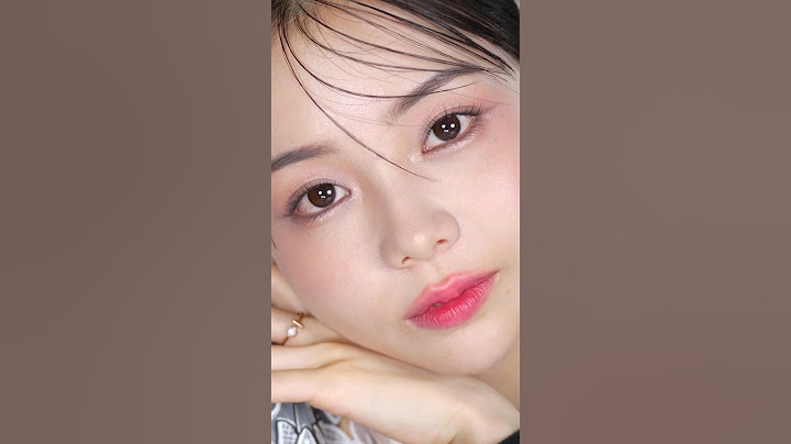 ミニマムな洒落感メイク！小田切ヒロがモデルさんのポーチの中身で洗練された最旬メイクしてみたわ〜🤍