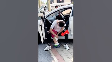 How does dad change the baby