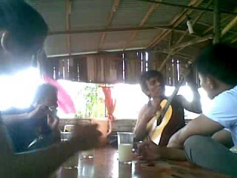 suara orang batak saat minum tuak