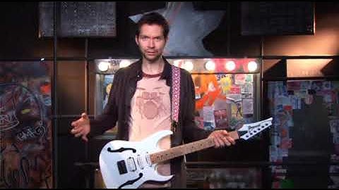 Paul Gilbert Shred Alert! 06   Alternate Picked 16th Notes