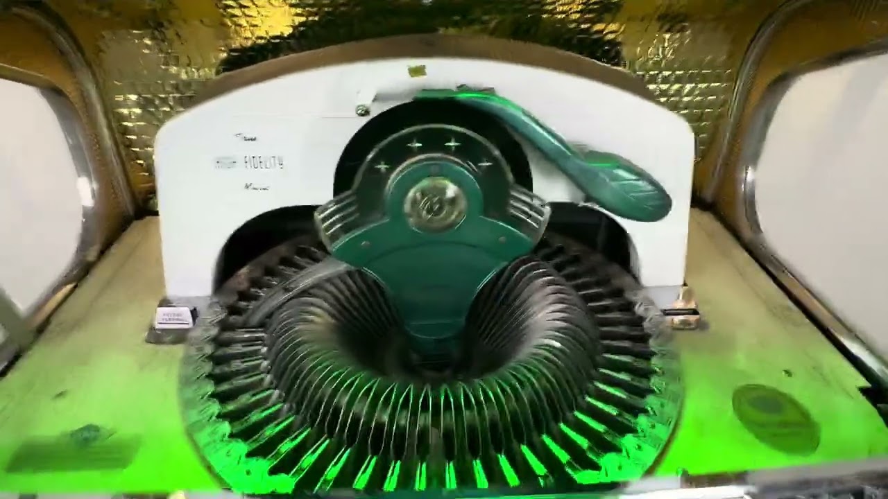 1956 Wurlitzer Model 1900 Jukebox - YouTube