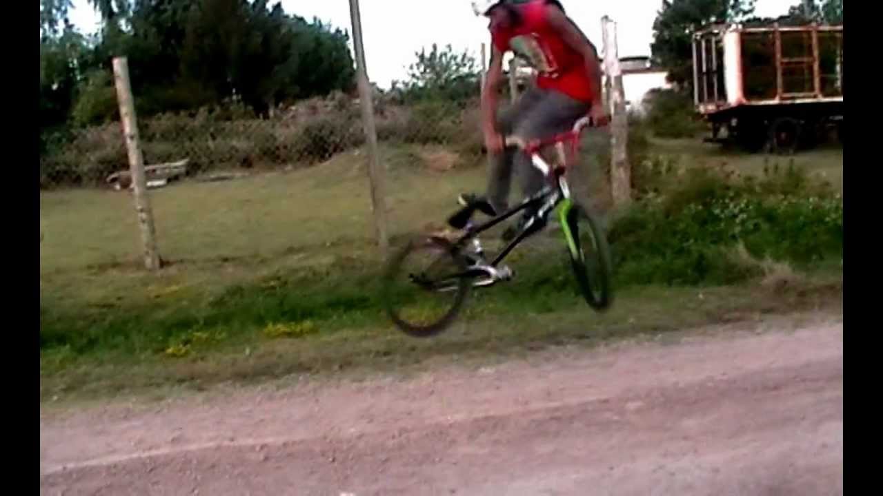 BMX Tailwhip in Slow Motion - YouTube