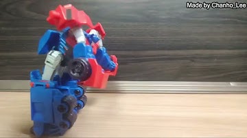 Transformers Stop Motion (Robots In Disguise 2015) Warrior Class Optimus Prime