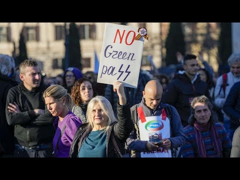 "Это изнасилование прав и свобод!": по всей Европе — демонстрации против обязательной вакцинации