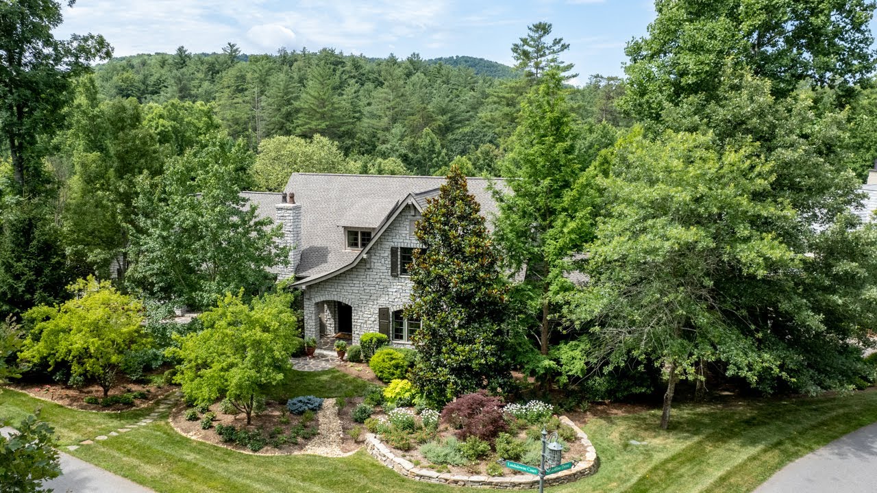 3 Landsdowne Court in Asheville, NC 28803 YouTube