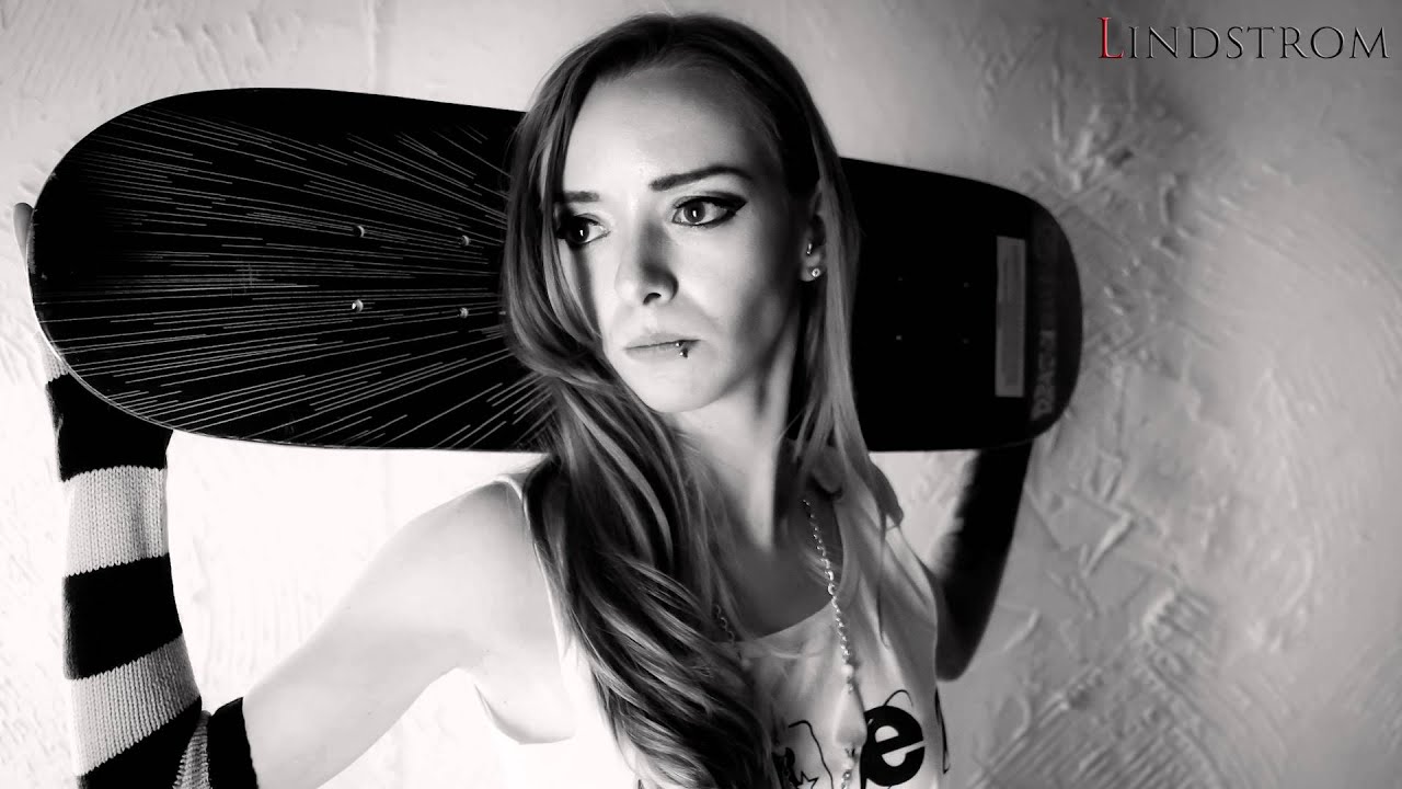 Vape & Skate Girl Promo Video 02