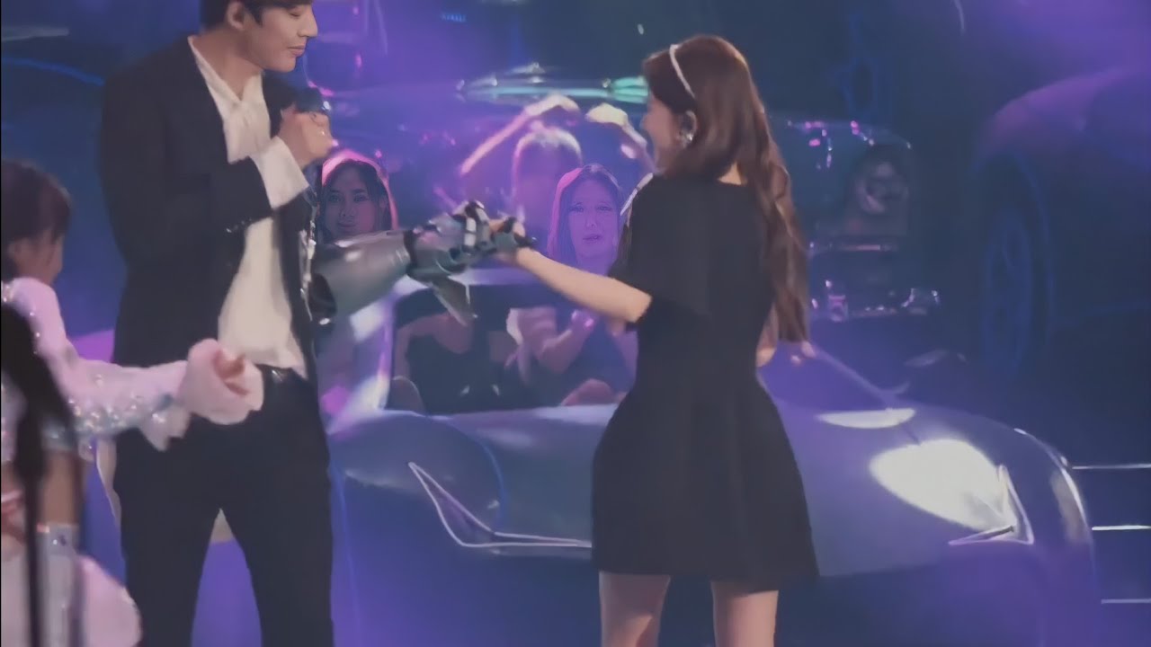 ！皓嫣必进 ！【刘宇宁×赵露思】  现场合唱  《我好像掉进爱情海里》 ‖【zhao lusi×liu yuning】