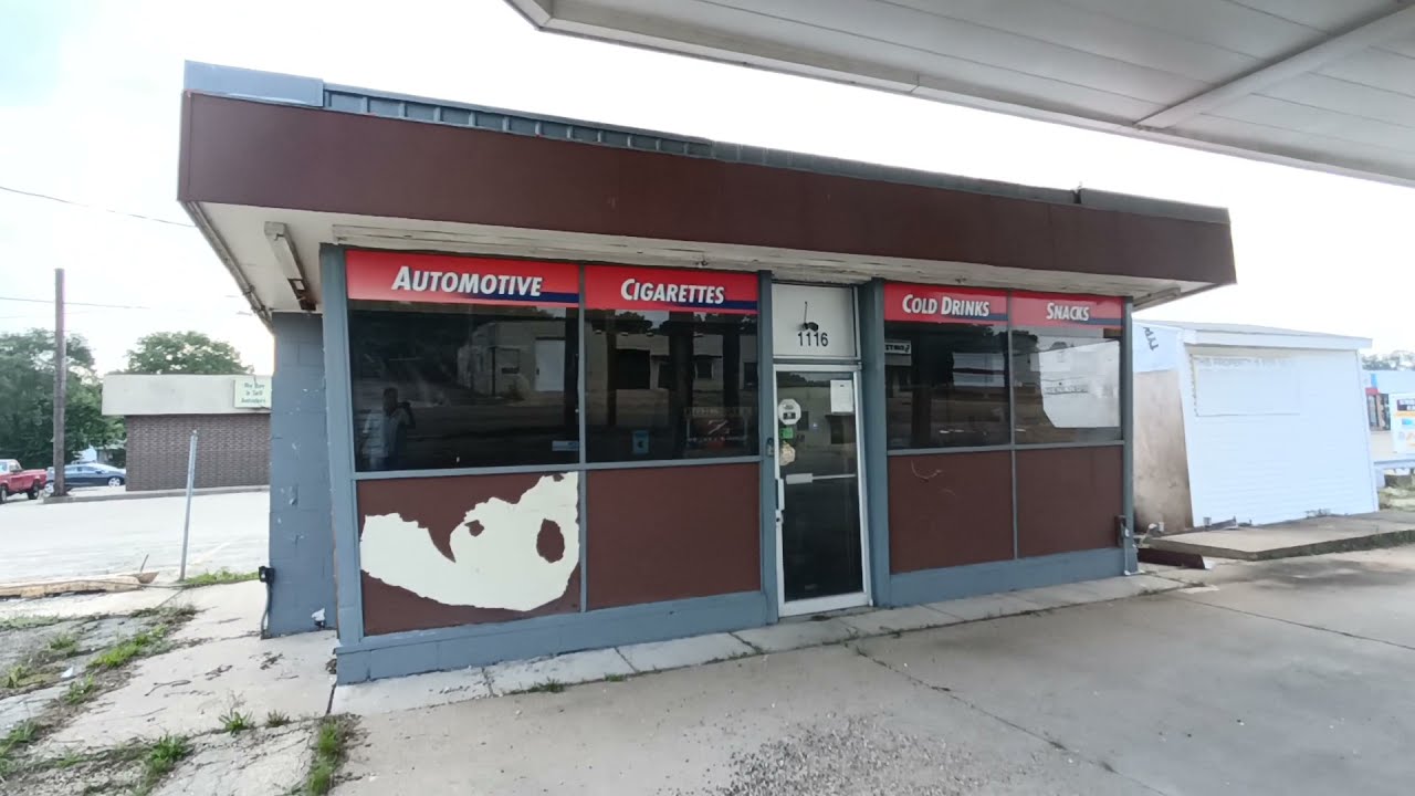 Abandoned Clark Gas Station. Rock Falls IL YouTube