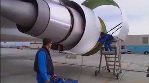 Airbus A330 GE CF6 Engine   Opening of the Thrust Reverser Cowl Doors