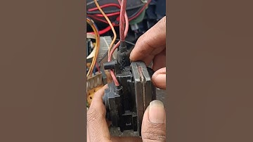 Replacing a burnt flyback transformer on a CRT TV #tips #soldering #repair #tube #old