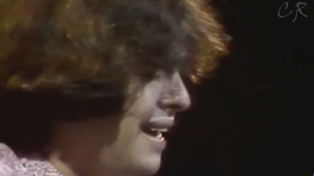 Guilherme Arantes - Cuide se Bem (TVE 1978) adlı videoyu YouTube'da izle Guilherme Arantes - Cuide se Bem (TVE 1978) adlı videoyu YouTube'da izle
