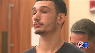 Police: Man stole tow truck after assaulting girlfriend, driver