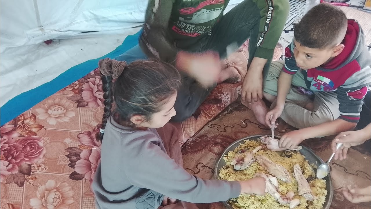 الحمد لله بعد غياب بدنا نتغدى حبش وفرحه الاطفال عشان بدهم ياكلوا لحمه طبعا بفضل الله طلع لنا غاز 🥰