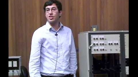 New Trends in Onedimensional Dynamics - Davoud Cheraghi