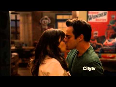 Jess and Nick first kiss ever! (New Girl)