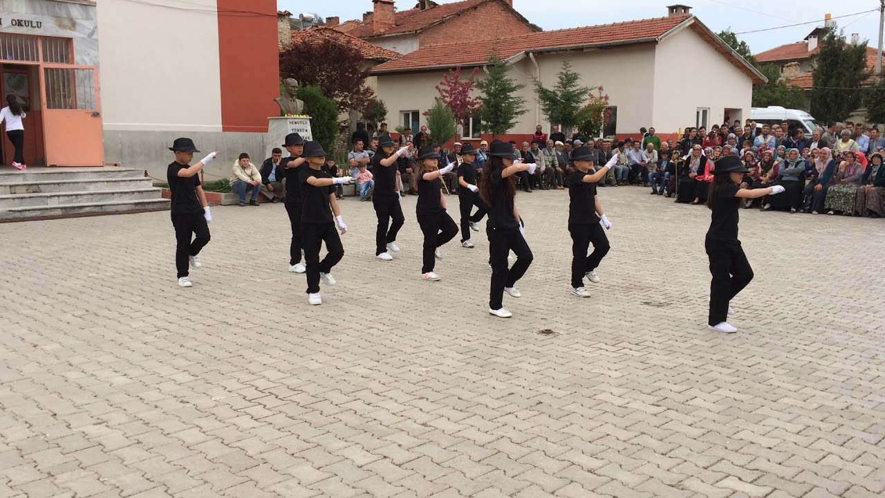 Muhteşem 23 Nisan Michael Jackson Gösterisi