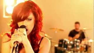 Miniatura de "Cecile Monique - Never Over (Official Music Video)"