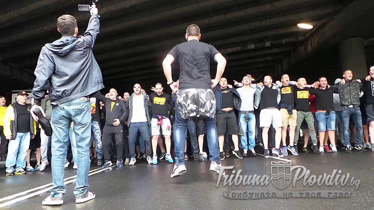 TribunaPlovdivTV: Цялото шествие на Купата по улиците на Пловдив!