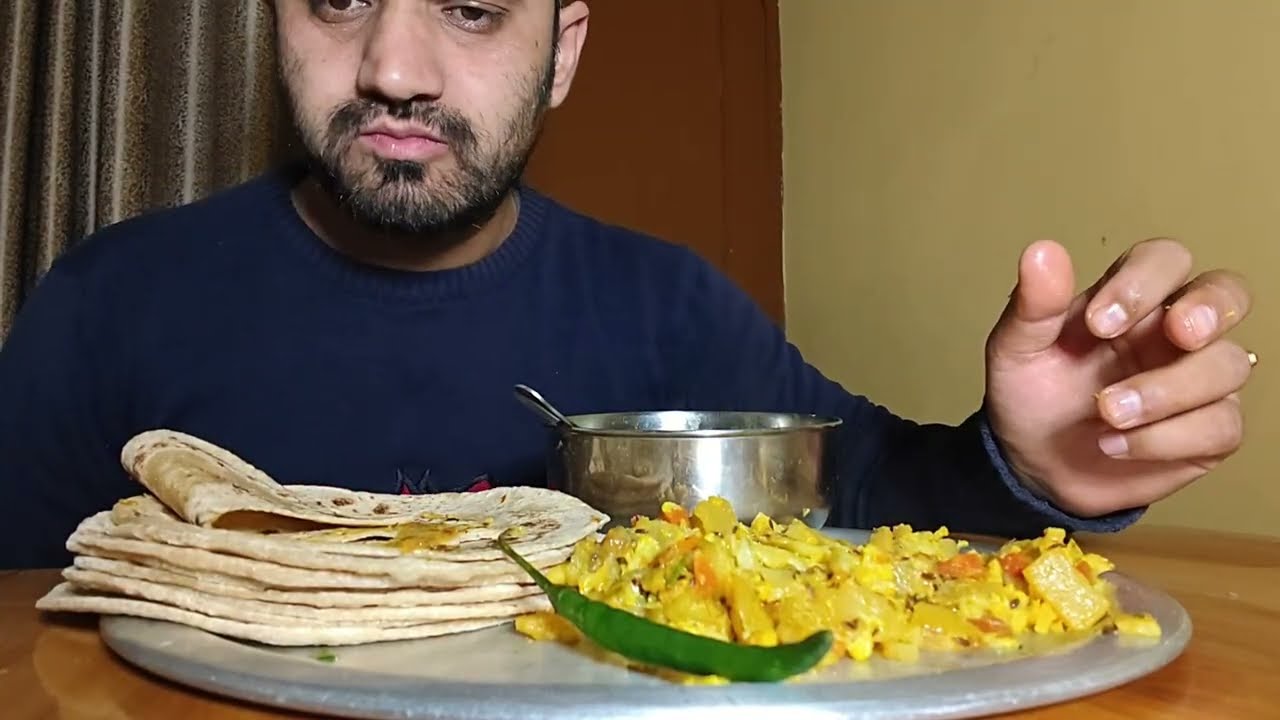 MIX VEG, DAL, RICE & ROTI WITH GREEN CHILLI