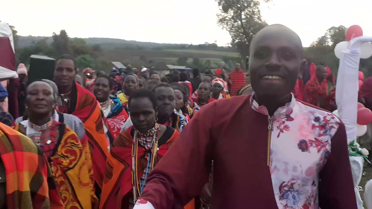 Marcy And Alex dancing Selele mama