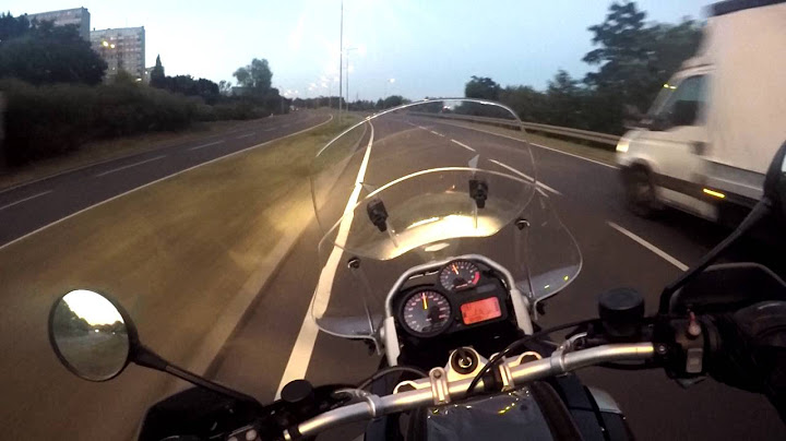 Plusy i minusy jazdy w nocy motocyklem
