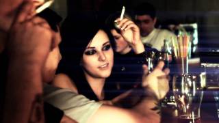 CIVILNÍ OBRANA - Opilá princezna ( official music video) chords