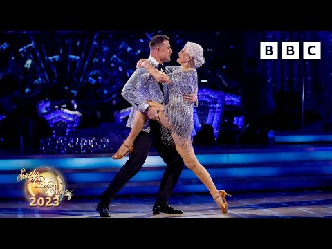 Angela & Kai Cha Cha Cha to Get The Party Started by Shirely Bassey ✨ BBC Strictly 2023