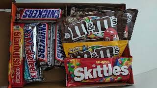 M&M's, SNICKERS, 3 MUSKETEERS, SKITTLES & STARBURST Разнообразный набор Полноразмерный обзор оптом