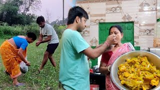 তাপপ্রবাহে জ্বলে যাচ্ছে ভীষণ পোড়া গন্ধ,আপনারা কি পাচ্ছেন? || Aj amar abosthar jonno maa o babai dai