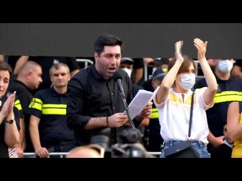 „თქვენ არ იცით, ვისთან გაქვთ საქმე, ვინმეში არ შეგეშალოთ ქართული მედია, რმელიც დაგამთავრებთ!