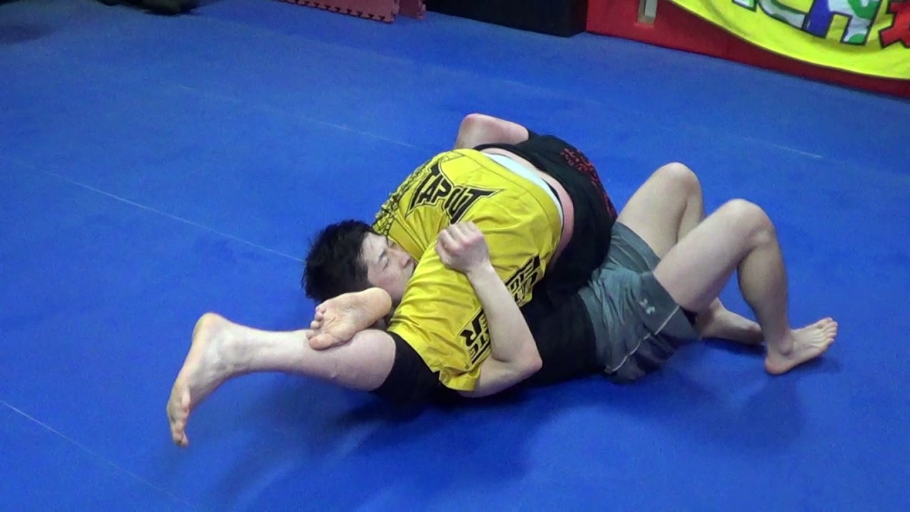 Live Arm Roll Though To Head Scissors Double Wrist Lock Kimura Youtube