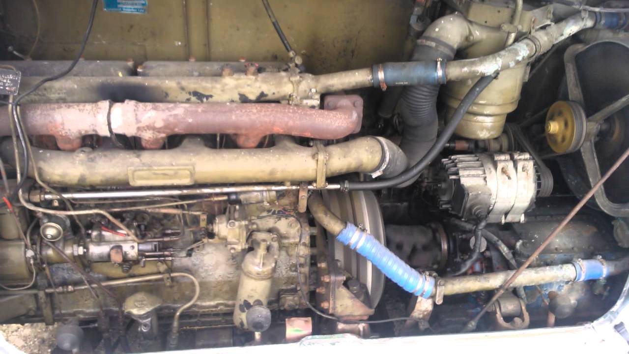 DMS1958 Leyland 0680 fire up.