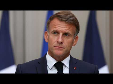 Naufrage présidentiel : Les "insultes ignobles" d'Emmanuel Macron dévoilées sur Europe 1
