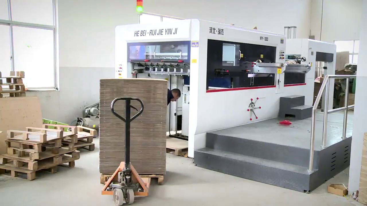 MY-1300 automatic die-cutting and creasing machine