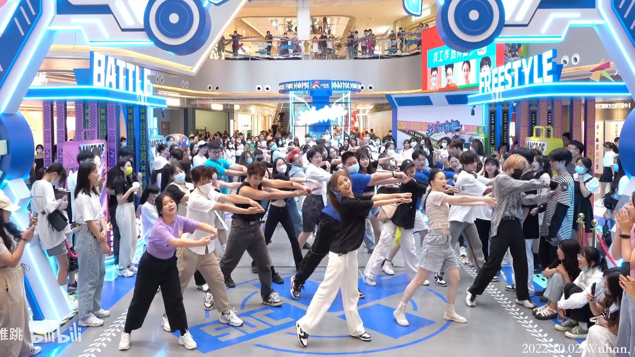 KPOP Random Dance Game In Wuhan China 18th 18 KPOP P2 kpop-random-dance-game-in-wuhan-china-18th-18-kpop-p2