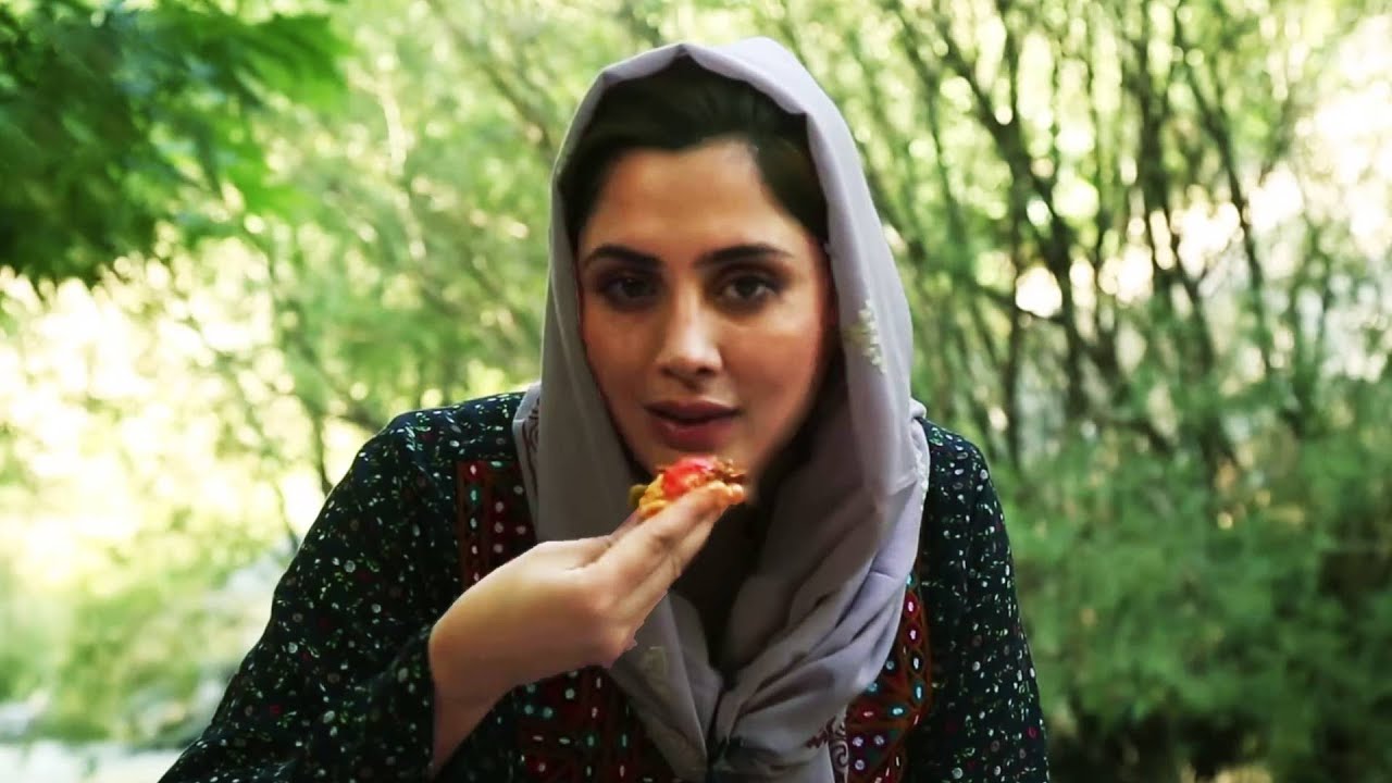 شوربا خوردن میترا در شهر چاریکار - دیگدان و تنور