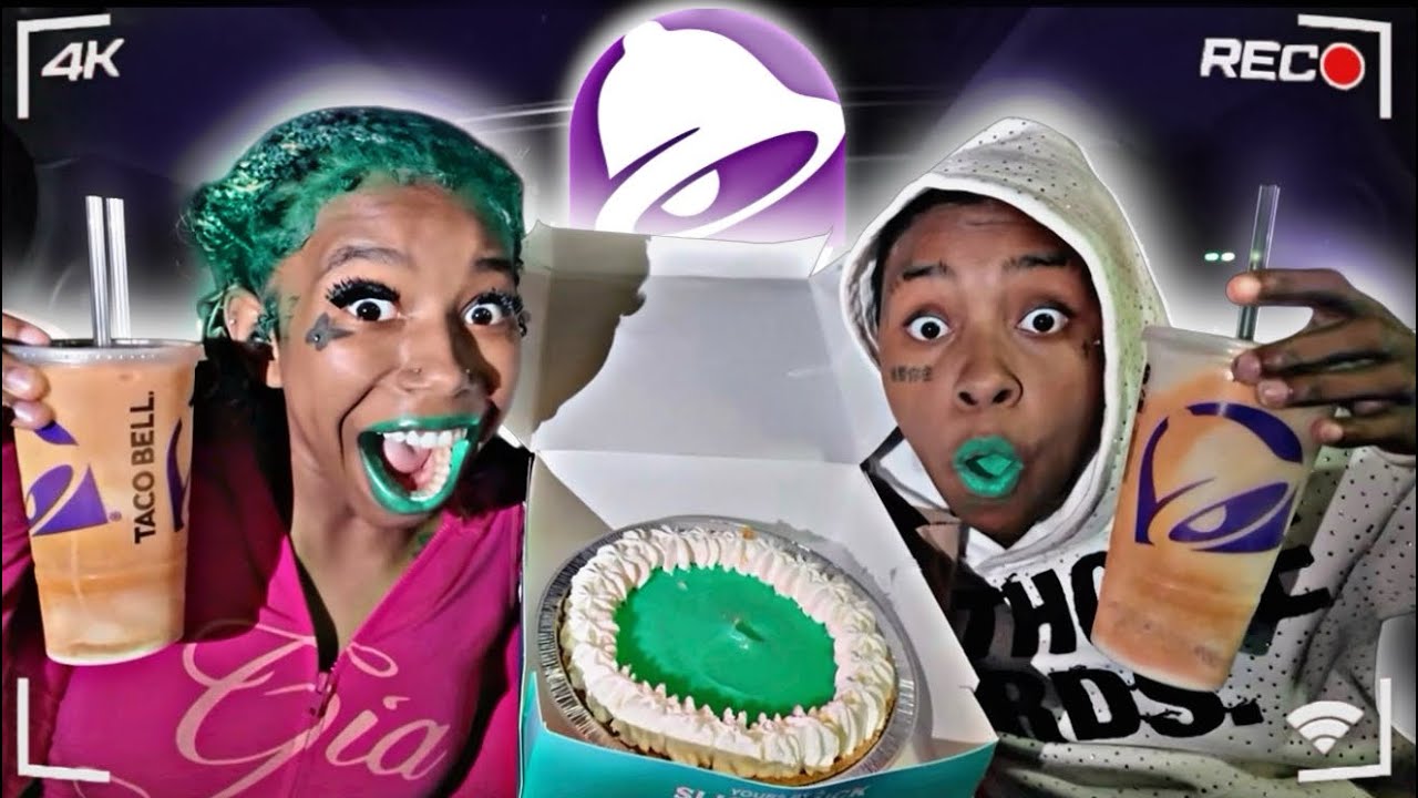 Пробую новый пирог Baja BLAST от Taco Bell 🥧