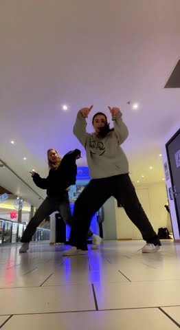 TAMBOURINE TIKTOK HIPHOP DANCE CHALLENGE