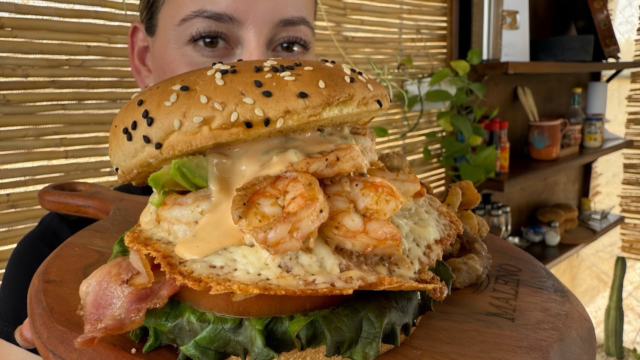 Hamburguesas de Camaron Hawaianas | El Secreto esta en la Costra de Queso